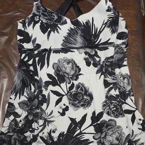 Lululemon Aria Tank II Brisk Bloom Floral Black and White